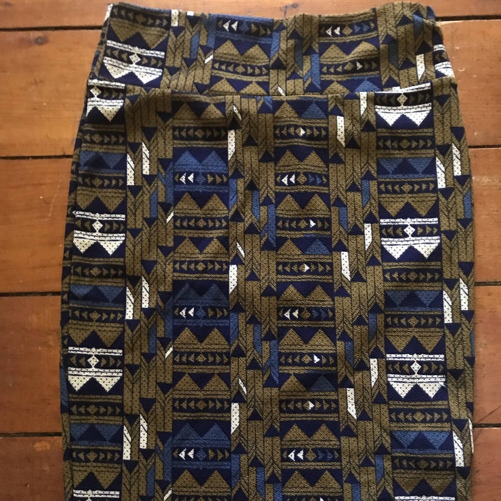 Lularoe Cassie skirt